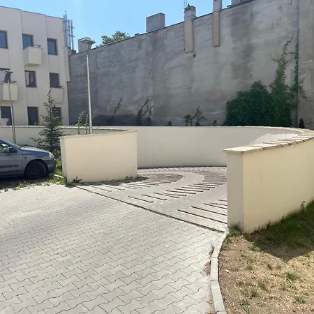 Komfortowy Antrejka Z Miejscem Parkingowym Apartment Gniezno